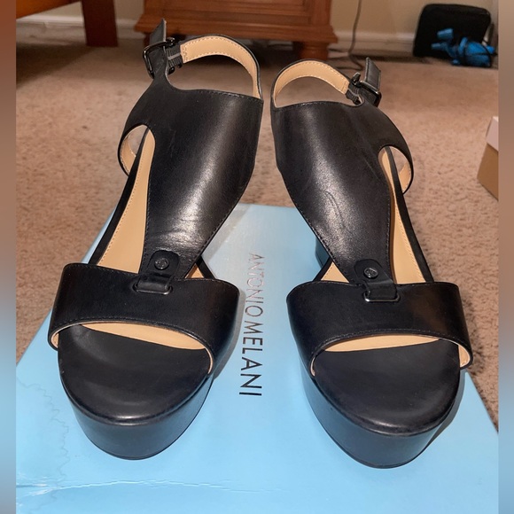 Platform Sandals - Picture 2 of 6